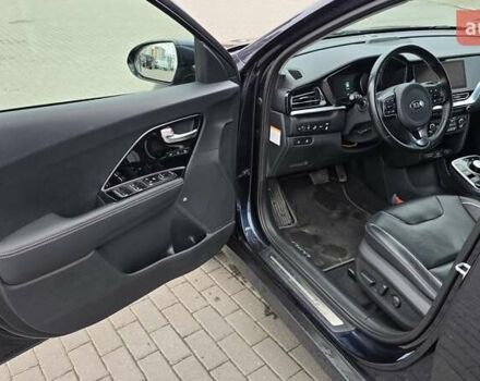 Синій Кіа Niro, об'ємом двигуна 0 л та пробігом 149 тис. км за 19000 $, фото 10 на Automoto.ua