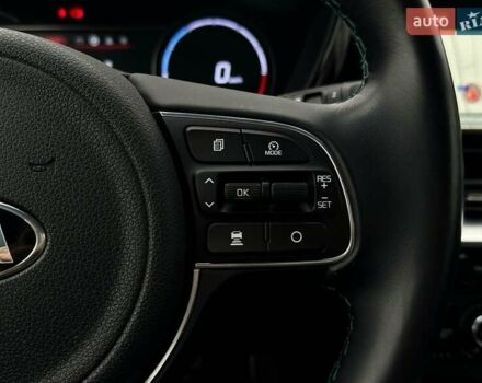 Синій Кіа Niro, об'ємом двигуна 0 л та пробігом 32 тис. км за 23900 $, фото 43 на Automoto.ua