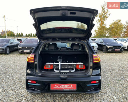 Синій Кіа Niro, об'ємом двигуна 0 л та пробігом 106 тис. км за 21900 $, фото 93 на Automoto.ua