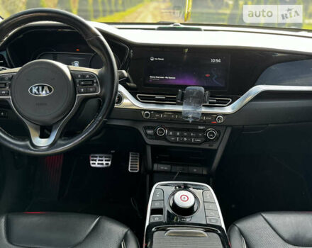 Синій Кіа Niro, об'ємом двигуна 0 л та пробігом 81 тис. км за 19699 $, фото 23 на Automoto.ua