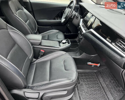 Синій Кіа Niro, об'ємом двигуна 0 л та пробігом 107 тис. км за 19200 $, фото 35 на Automoto.ua