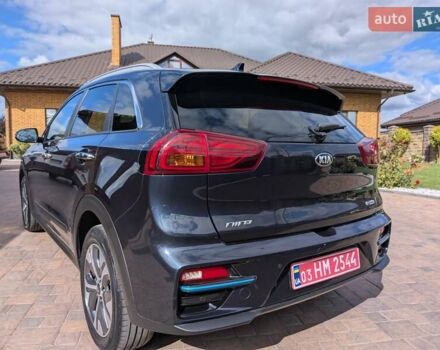 Киа Niro 2020 в Луцке на Automoto.ua Синий Киа Niro, объемом двигателя 0 л и пробегом 157 тыс. км за 19700 $, фото 3 на Automoto.ua