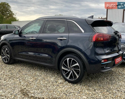 Синій Кіа Niro, об'ємом двигуна 0 л та пробігом 138 тис. км за 21200 $, фото 20 на Automoto.ua