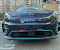 Киа Niro 2020 в Киеве на Automoto.ua Синий Киа Niro, объемом двигателя 0 л и пробегом 131 тыс. км за 17999 $, фото 1 на Automoto.ua