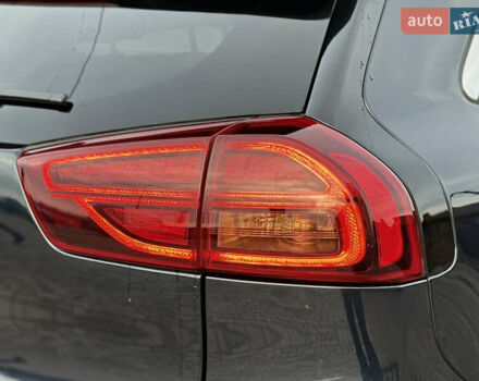 Синій Кіа Niro, об'ємом двигуна 0 л та пробігом 130 тис. км за 18990 $, фото 27 на Automoto.ua