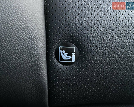 Синій Кіа Niro, об'ємом двигуна 0 л та пробігом 106 тис. км за 21900 $, фото 92 на Automoto.ua