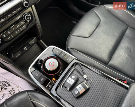 Синий Киа Niro, объемом двигателя 0 л и пробегом 156 тыс. км за 18900 $, фото 32 на Automoto.ua