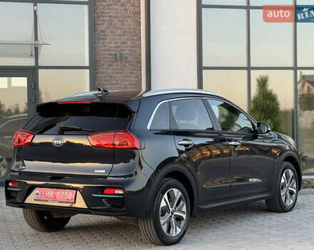 Синий Киа Niro, объемом двигателя 0 л и пробегом 130 тыс. км за 18900 $, фото 21 на Automoto.ua