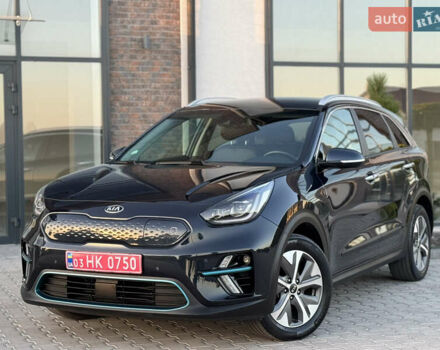 Синий Киа Niro, объемом двигателя 0 л и пробегом 130 тыс. км за 18900 $, фото 8 на Automoto.ua
