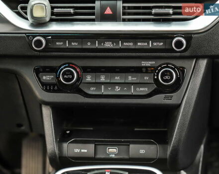 Синий Киа Niro, объемом двигателя 0 л и пробегом 131 тыс. км за 19500 $, фото 30 на Automoto.ua
