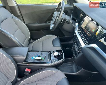 Синій Кіа Niro, об'ємом двигуна 0 л та пробігом 112 тис. км за 19500 $, фото 55 на Automoto.ua