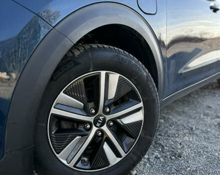 Синій Кіа Niro, об'ємом двигуна 1.58 л та пробігом 76 тис. км за 21300 $, фото 9 на Automoto.ua