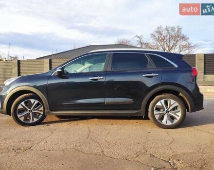 Синій Кіа Niro, об'ємом двигуна 0 л та пробігом 120 тис. км за 19890 $, фото 19 на Automoto.ua