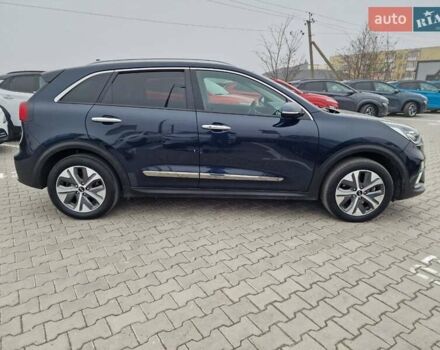 Синий Киа Niro, объемом двигателя 0 л и пробегом 173 тыс. км за 17700 $, фото 2 на Automoto.ua