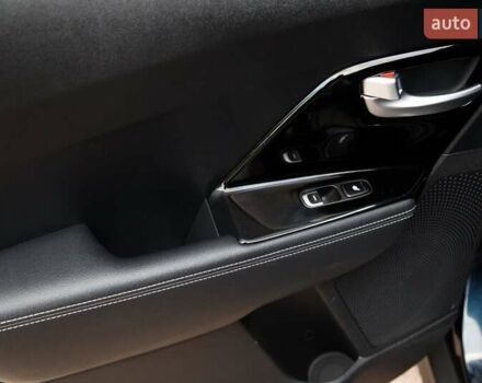 Синий Киа Niro, объемом двигателя 0 л и пробегом 99 тыс. км за 17950 $, фото 71 на Automoto.ua