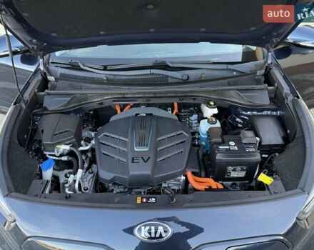 Синий Киа Niro, объемом двигателя 0 л и пробегом 78 тыс. км за 20950 $, фото 117 на Automoto.ua