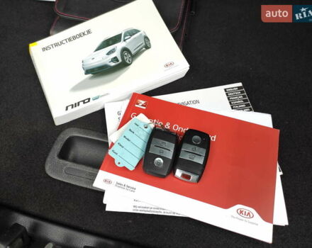 Синий Киа Niro, объемом двигателя 0 л и пробегом 131 тыс. км за 19500 $, фото 50 на Automoto.ua