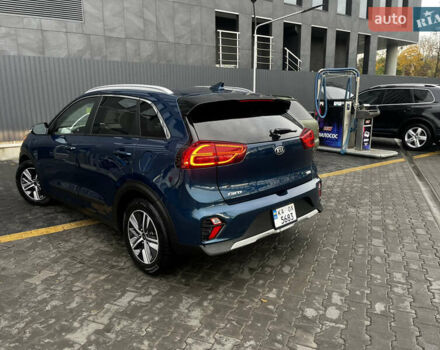Синий Киа Niro, объемом двигателя 1.58 л и пробегом 58 тыс. км за 24500 $, фото 7 на Automoto.ua