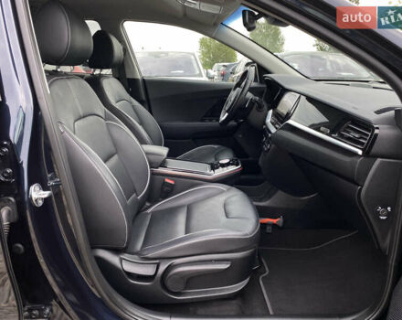 Синій Кіа Niro, об'ємом двигуна 0 л та пробігом 138 тис. км за 21200 $, фото 102 на Automoto.ua