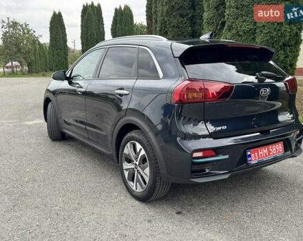 Киа Niro 2020 в Дубно на Automoto.ua Синий Киа Niro, объемом двигателя 0 л и пробегом 156 тыс. км за 19200 $, фото 17 на Automoto.ua