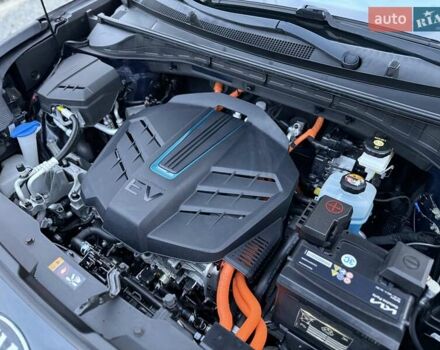 Синій Кіа Niro, об'ємом двигуна 0 л та пробігом 81 тис. км за 19350 $, фото 97 на Automoto.ua