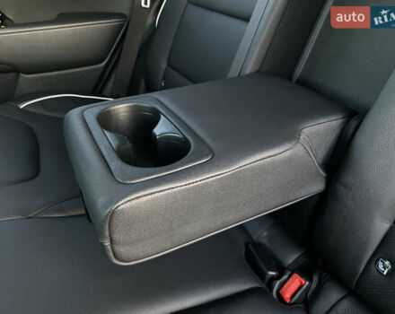 Синій Кіа Niro, об'ємом двигуна 0 л та пробігом 106 тис. км за 21900 $, фото 91 на Automoto.ua