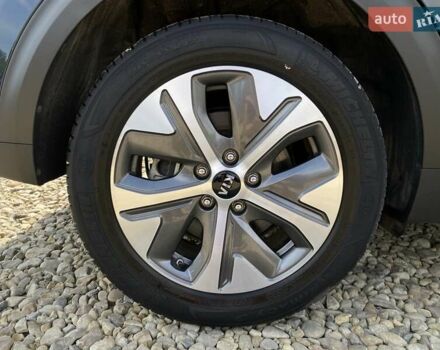 Синий Киа Niro, объемом двигателя 0 л и пробегом 72 тыс. км за 21700 $, фото 22 на Automoto.ua