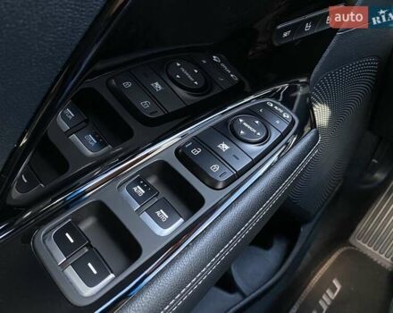 Синій Кіа Niro, об'ємом двигуна 0 л та пробігом 97 тис. км за 21950 $, фото 31 на Automoto.ua