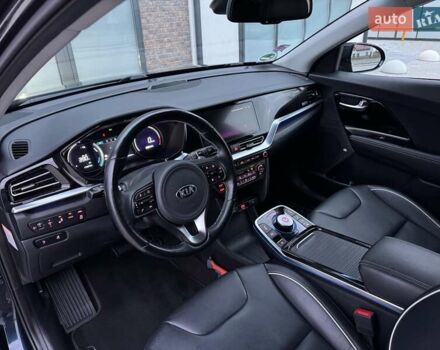 Синий Киа Niro, объемом двигателя 0 л и пробегом 95 тыс. км за 20500 $, фото 35 на Automoto.ua