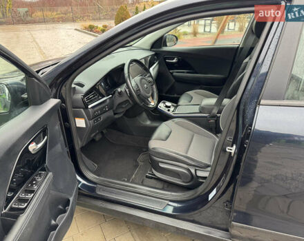 Синий Киа Niro, объемом двигателя 0 л и пробегом 63 тыс. км за 19990 $, фото 19 на Automoto.ua