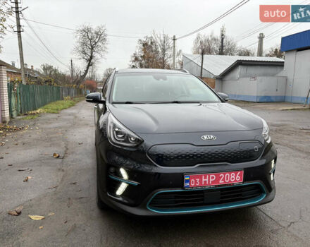 Синий Киа Niro, объемом двигателя 0 л и пробегом 115 тыс. км за 19900 $, фото 1 на Automoto.ua