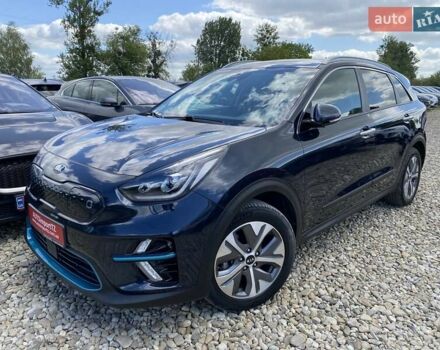 Синій Кіа Niro, об'ємом двигуна 0 л та пробігом 97 тис. км за 21950 $, фото 16 на Automoto.ua