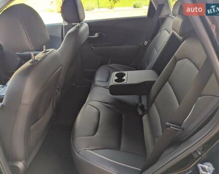 Киа Niro 2020 в Луцке на Automoto.ua Синий Киа Niro, объемом двигателя 0 л и пробегом 157 тыс. км за 19700 $, фото 38 на Automoto.ua