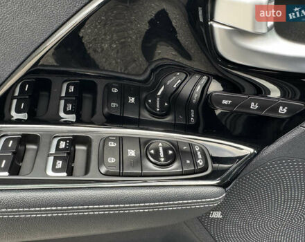 Синий Киа Niro, объемом двигателя 0 л и пробегом 156 тыс. км за 18800 $, фото 52 на Automoto.ua