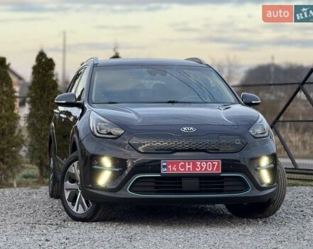 Синій Кіа Niro, об'ємом двигуна 0 л та пробігом 81 тис. км за 19350 $, фото 5 на Automoto.ua