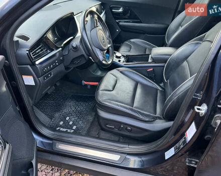 Синій Кіа Niro, об'ємом двигуна 0 л та пробігом 86 тис. км за 22200 $, фото 10 на Automoto.ua