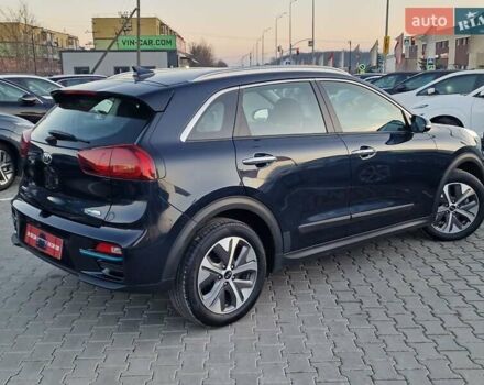 Синий Киа Niro, объемом двигателя 0 л и пробегом 168 тыс. км за 19300 $, фото 3 на Automoto.ua