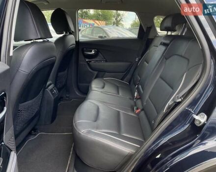 Синій Кіа Niro, об'ємом двигуна 0 л та пробігом 97 тис. км за 21950 $, фото 59 на Automoto.ua