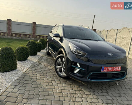 Синий Киа Niro, объемом двигателя 0 л и пробегом 156 тыс. км за 18900 $, фото 7 на Automoto.ua