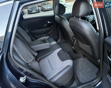 Киа Niro 2020 в Киеве на Automoto.ua Синий Киа Niro, объемом двигателя 0 л и пробегом 131 тыс. км за 17999 $, фото 38 на Automoto.ua
