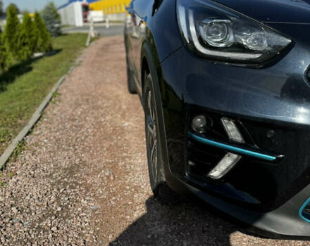 Синій Кіа Niro, об'ємом двигуна 0 л та пробігом 81 тис. км за 19699 $, фото 8 на Automoto.ua