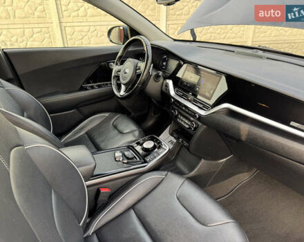 Синий Киа Niro, объемом двигателя 0 л и пробегом 156 тыс. км за 18900 $, фото 26 на Automoto.ua