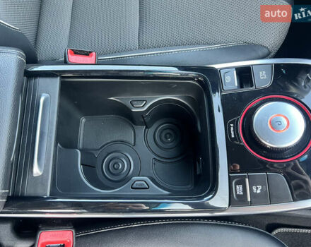 Синій Кіа Niro, об'ємом двигуна 0 л та пробігом 112 тис. км за 19500 $, фото 57 на Automoto.ua