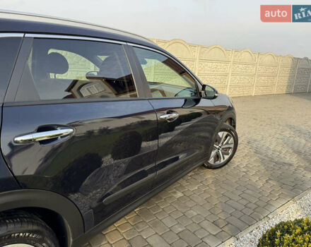 Синий Киа Niro, объемом двигателя 0 л и пробегом 156 тыс. км за 18900 $, фото 16 на Automoto.ua