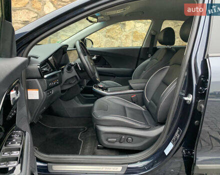 Синій Кіа Niro, об'ємом двигуна 0 л та пробігом 168 тис. км за 18400 $, фото 26 на Automoto.ua