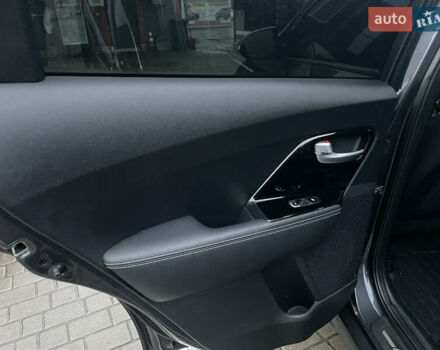 Синій Кіа Niro, об'ємом двигуна 0 л та пробігом 139 тис. км за 18500 $, фото 20 на Automoto.ua
