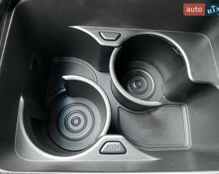 Синий Киа Niro, объемом двигателя 0 л и пробегом 119 тыс. км за 20800 $, фото 69 на Automoto.ua