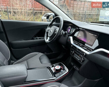 Синий Киа Niro, объемом двигателя 0 л и пробегом 125 тыс. км за 19600 $, фото 20 на Automoto.ua