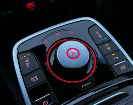 Синій Кіа Niro, об'ємом двигуна 0 л та пробігом 100 тис. км за 19900 $, фото 14 на Automoto.ua