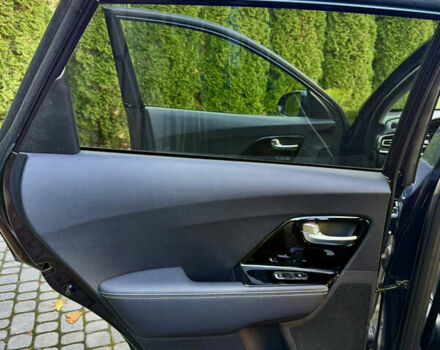 Синий Киа Niro, объемом двигателя 0 л и пробегом 83 тыс. км за 19999 $, фото 31 на Automoto.ua